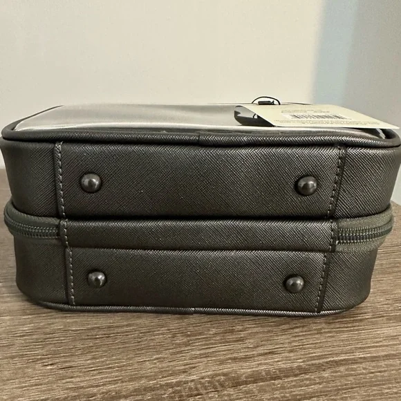 Calpak Small Clear Cosmetics Case NWT! - Picture 6 of 6